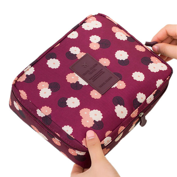 fashion Travel Nylon beauty makeup bags water-proof cosmetics bags bathroom organizer of Women portable bath hook washing up bag